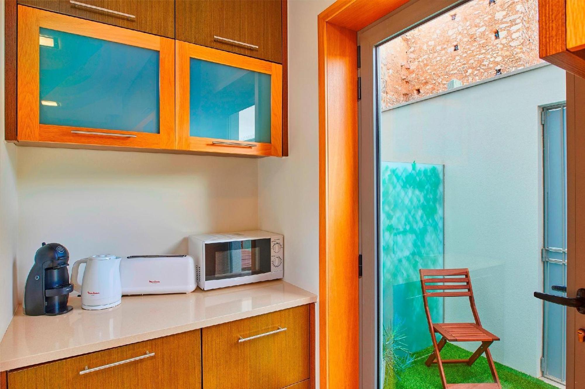 Вілла Stylish Townhouse In Tavira Centre, Shared Pool Екстер'єр фото